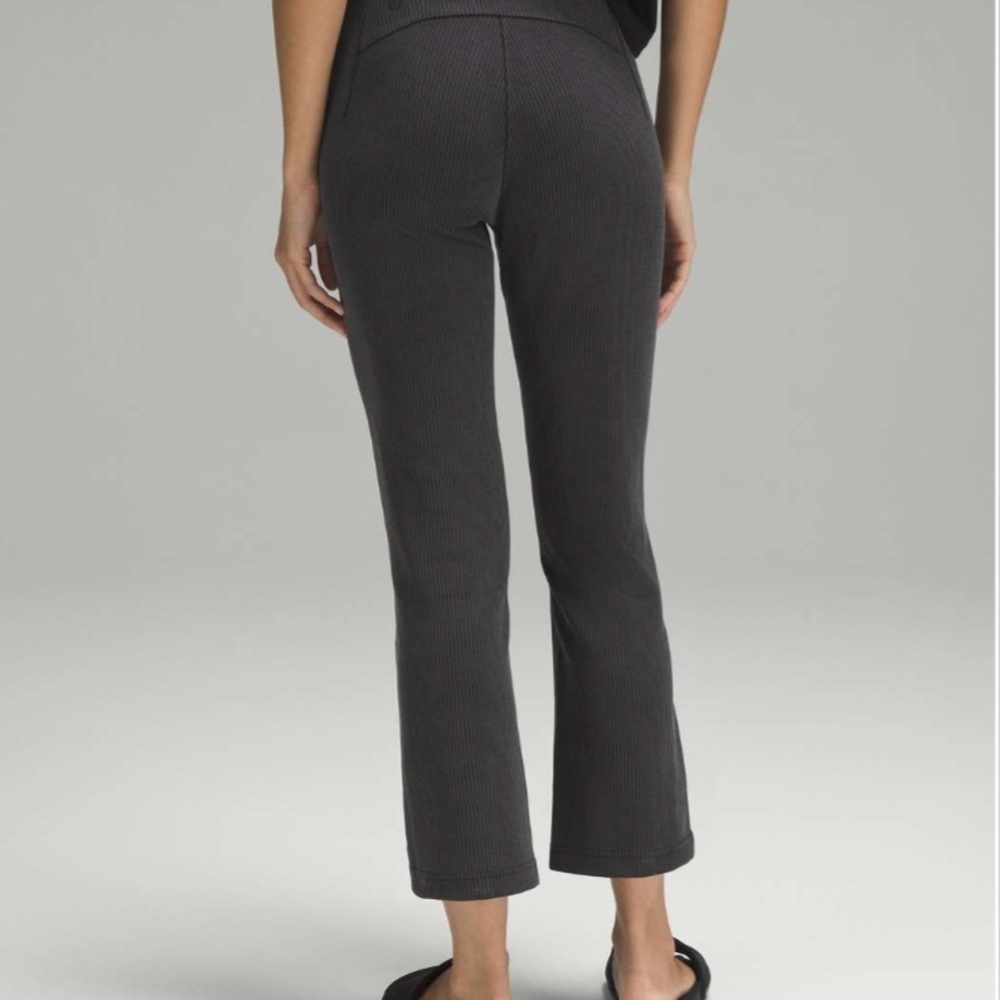 Lululemon Ribbed Softstreme Zip-Leg High-Rise Cropped Pants 25" - Picture 13 of 14